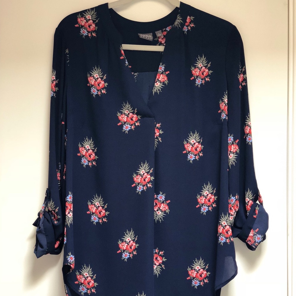 Soho Jeans floral v-neck long sleeve blouse